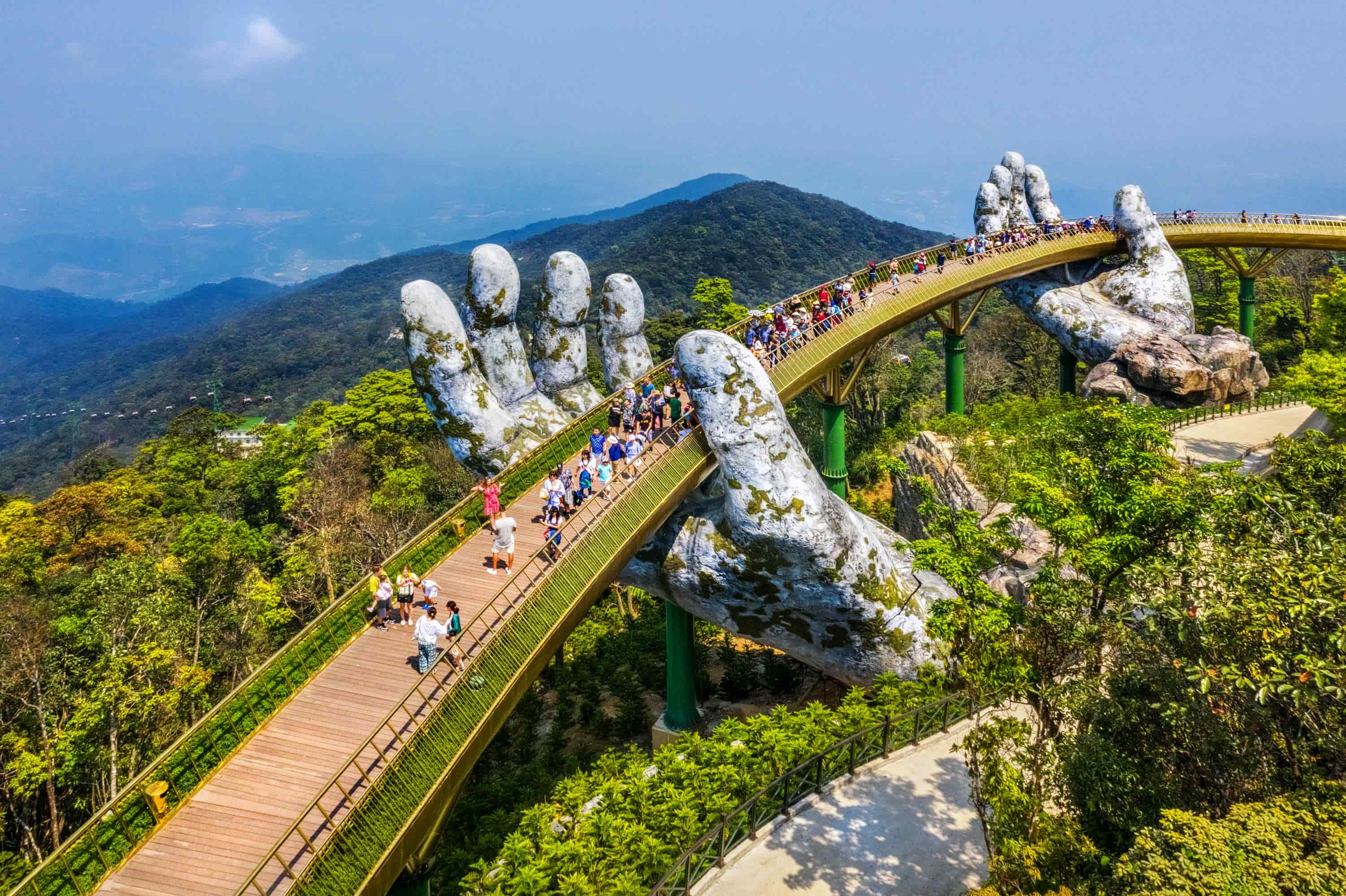 Vietnam 5 Days / 4 Nights – Hanoi, Halong Bay and Vietnamese Culture